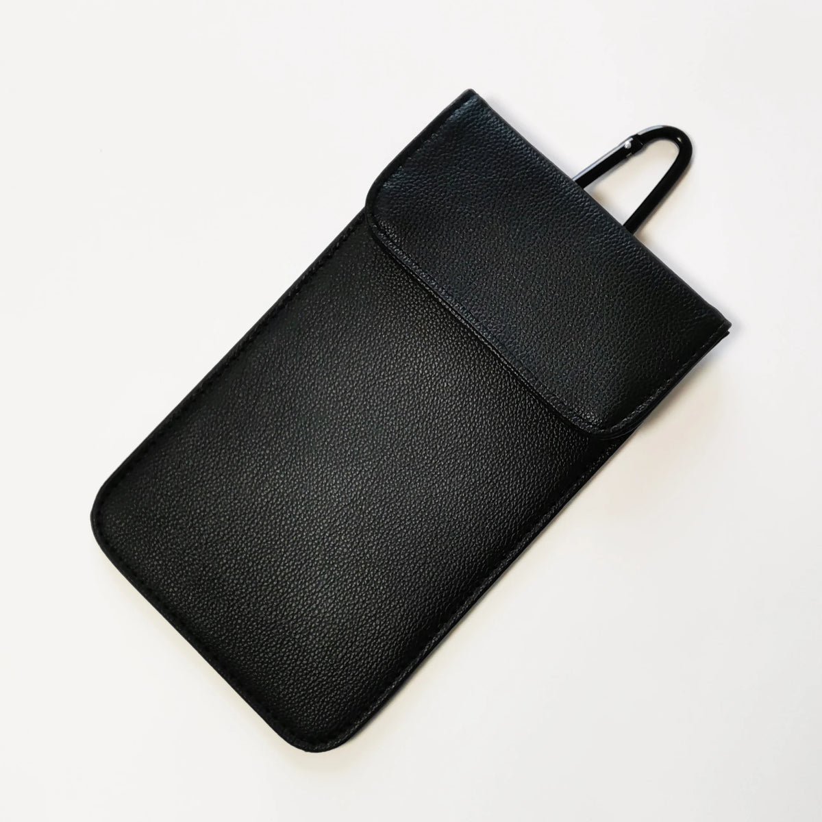 Faraday phone case with carabiner clip — image 6