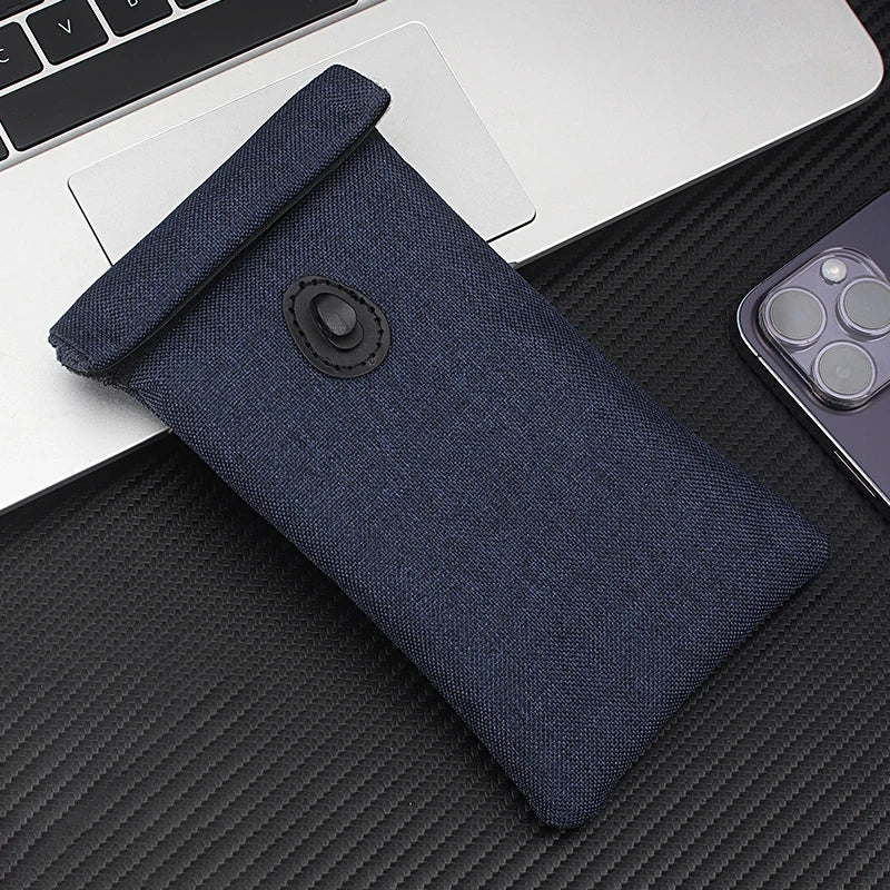 Faraday bag for car keys blocking RFID signals — view 8
