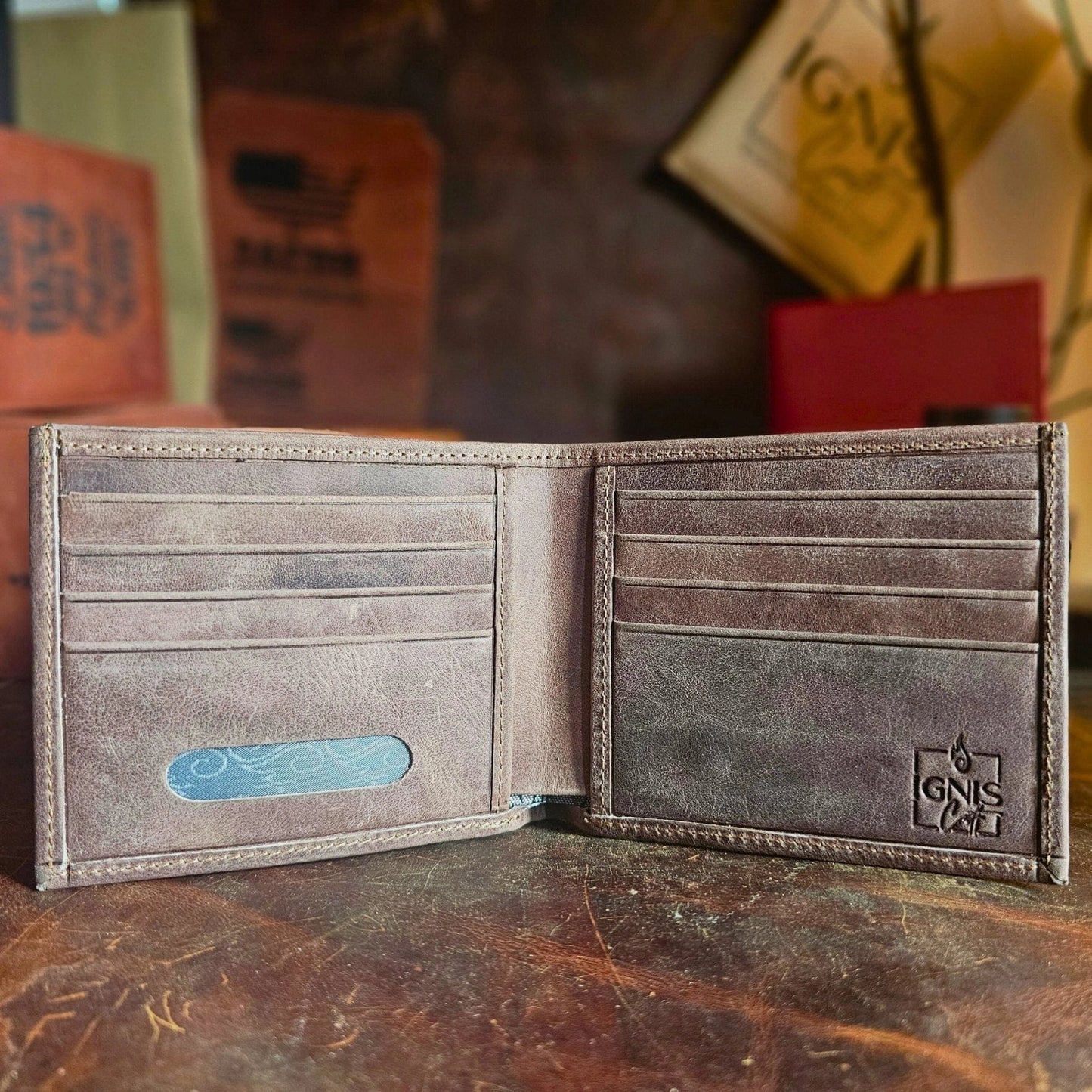 Ignis Craft Bifold Leather Wallet | Soloist Dusk